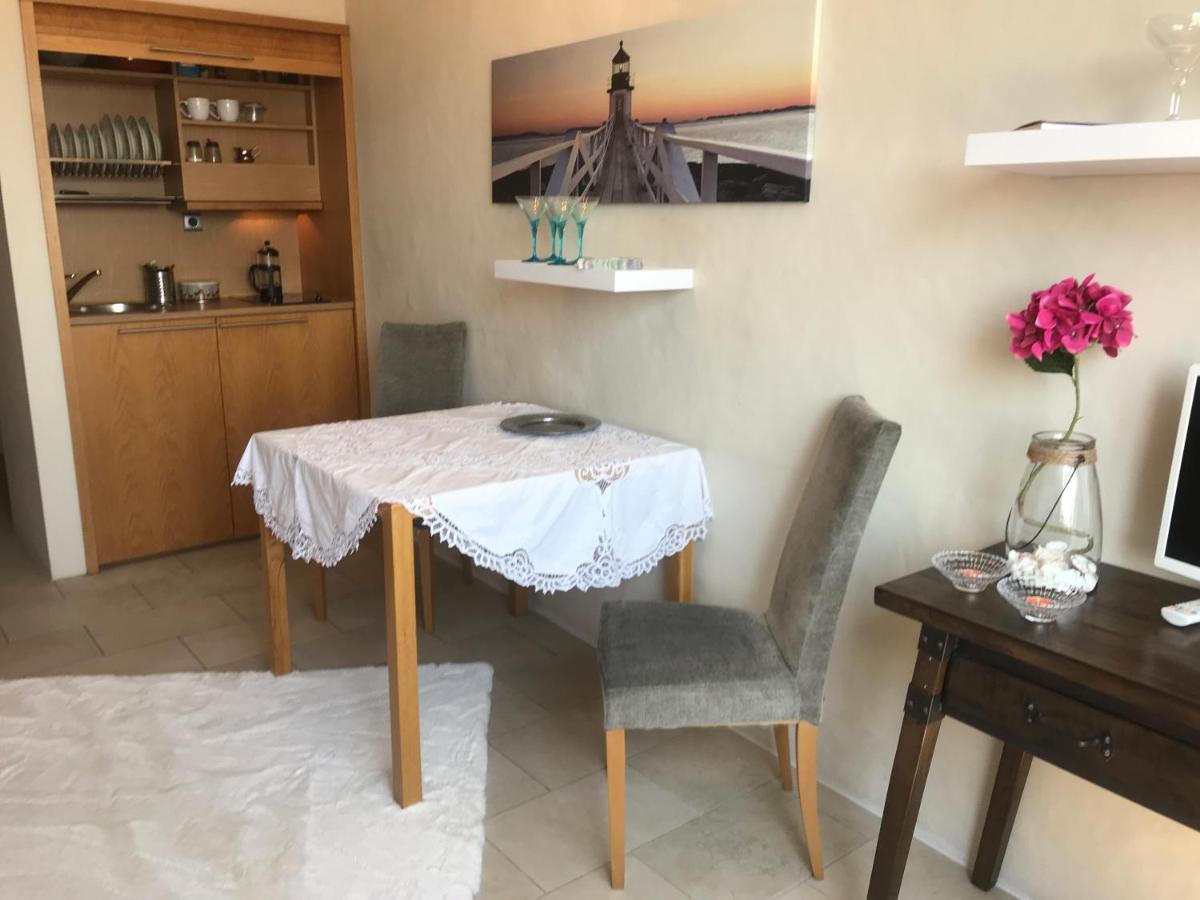 Cozy Oldtown Studio With Magnific City View 탈린 외부 사진
